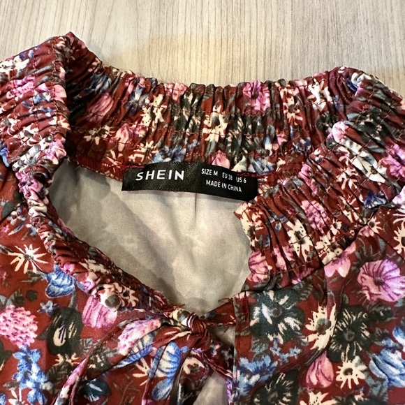 Ditsy Floral Peasant Sleeve Smock Dress - Picture 6 of 9